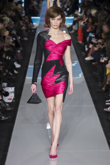 Moschino Fall 2018 Ready-to-Wear , Moschino осень зима 2018 , Fashion show , неделя моды в Милане , MFW , Mainstyles